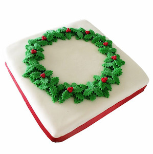 Easy Traditional Christmas DIY Cake Kit Cake 2 The Rescue