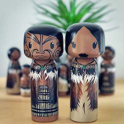 Gift: Extra large 15cm kokeshi style MÄori peg couple