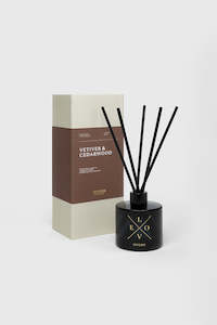 Candles: Hivern Diffuser Vetiver & Cedarwood