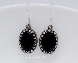 Jet Black Swarovski Crystal Lacy Bezel Framed Oval Earrings – Wendi Lindsay Jewellery