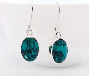 Gorgeous Emerald Green Swarovski Crystal Oval Earrings – Wendi Lindsay Jewellery