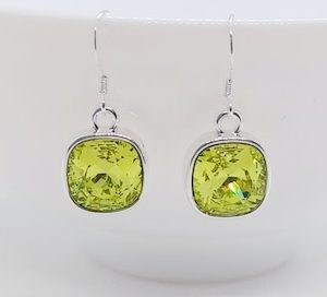 Citrus Green 10mm Swarovski Crystal Cushion Earrings – Wendi Lindsay Jewellery