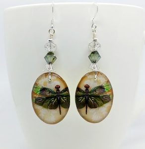 Green Resin Dragonfly Oval Handmade Earrings – Wendi Lindsay Jewellery