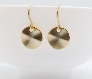 Gorgeous Golden Hammered Matte Disc Earrings – Wendi Lindsay Jewellery