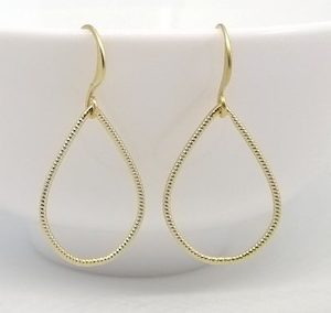 Gorgeous Twisted Golden Medium Teardrop Earrings – Wendi Lindsay Jewellery