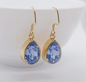 Golden Provence Lavender Swarovski Crystal Teardrop Earrings – Wendi Lindsay Jewellery