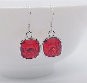 Light Siam Red 10mm Swarovski Crystal Cushion Earrings – Wendi Lindsay Jewellery