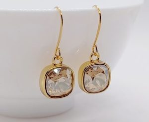 Gorgeous Golden Shadow 10mm Swarovski Cushion Earrings – Wendi Lindsay Jewellery