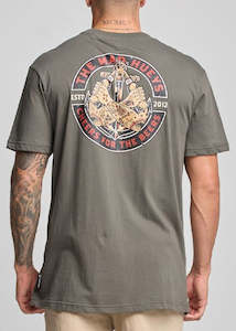 Mens Tees Short Sleeve: The Mad Hueys - Cheers For The Beers Tee