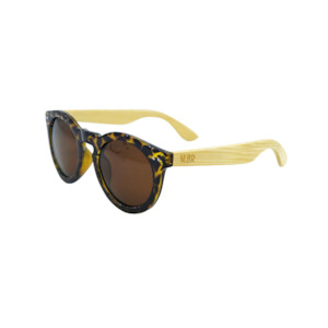 Sunglasses: Sunglasses Wooded Arm Grace Kelly Style Tortoise Shell Frames