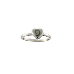 Cats eye shell ring heart