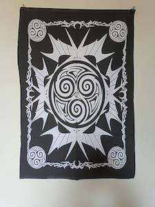 Store-based retail: Celtic black and white design Tapestry