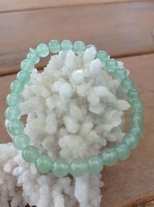 Store-based retail: Aventurine 6mm Bracelet