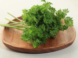 Crooked Vege Organic Parsley - Bunch