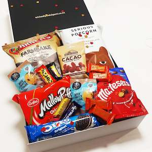 Under 100: Choc Lovers- Valentines Gifts Hamper