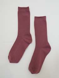 S O K K E N Ribbed socks - rose