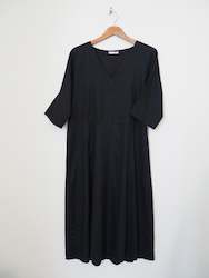 Clothing: Valson dress - Black