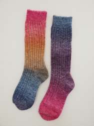 Clothing: S O K K E N Aurora socks