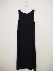 Clothing: Evan dress - Deep Blue