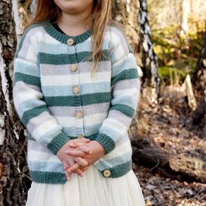 Jesse Cardigan Knitting Pattern - 8Ply (LF47)