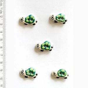 Handmade Buttons Tortoise - Set of 5 (L123)