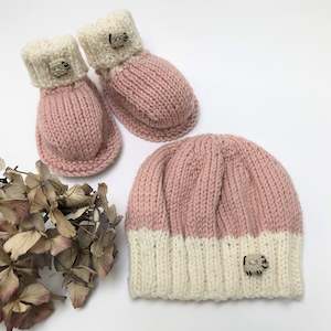 'Top and Tail' Bootee and Beanie Set Knitting Pattern