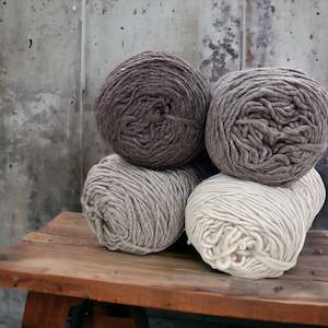 Snuggly Chunky Knitting Wool - 900g