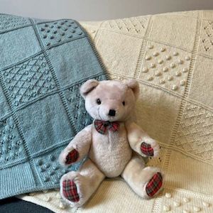 Haberdashery: Checker Block Baby Blanket Knit Kit