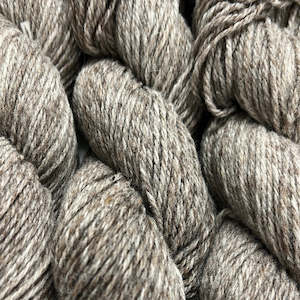 WILD WOOL 8PLY 1KG (10 x 100g skeins) (Merino/Arapawa)