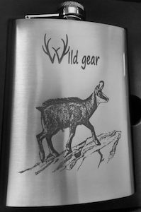 Chamois Buck Stainless Steel hipflask set