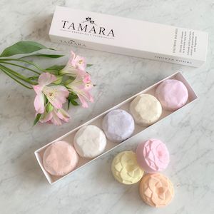 Flower: Tamara Shower Bombs