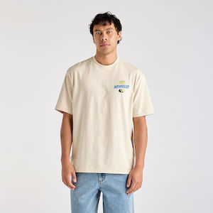 WRANGLER WORLD TOUR SLACKER TEE - ECRU