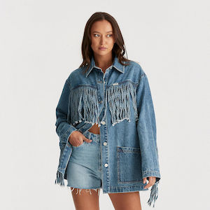 Womenswear: WRANGLER DREAMWEAVER JACKET - STONE WASHED  DENIM