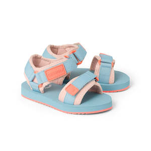 Clothing accessory: Beach Sandal || Paradise