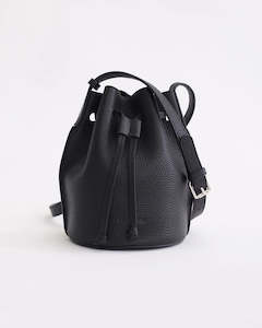 Bobb Bucket Bag || Black