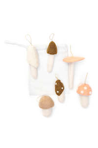 Mini Mushrooms Hanging - Set of 6