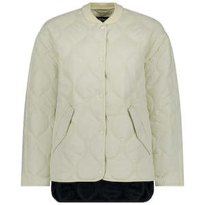 Talei Women's Quilt Bomber || Cream