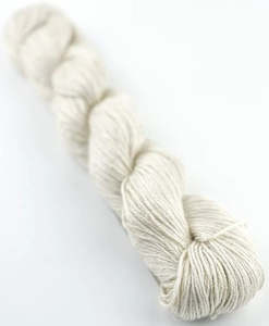 ~Luxurious Fusion 4 Ply Linen, Silk, Merino and Alpaca