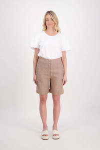 Briarwood: Pax Shorts. Camel.