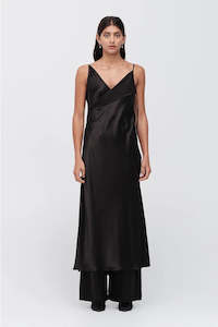 Taylor: Folded Exude Slip Dress - Black Satin