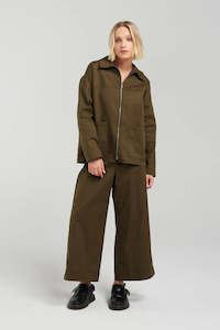 NYNE: Jamie Pant. Khaki.