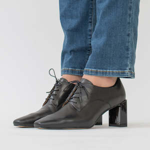 Shoe: Bondi Black Shoes