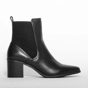 Vala Black Boot