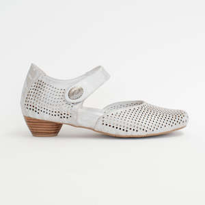 Shoe: Darlene Metallic Print