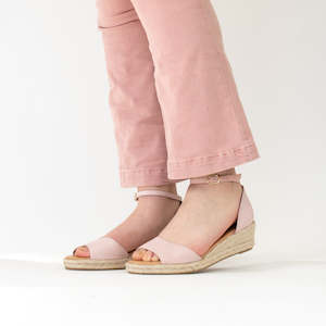 Shoe: Skip New Pink Natural Rope