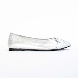 Shoe: Pushy Silver Snake