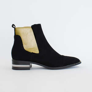 Shoe: Fuppy Black Gold