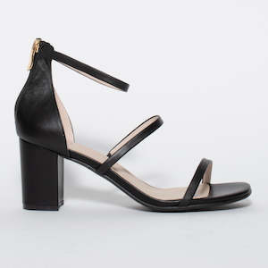 Shoe: Clifton Black