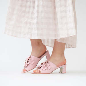 Shoe: Jarneya Pink