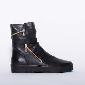 Shoe: Lumbo Black Black Sole